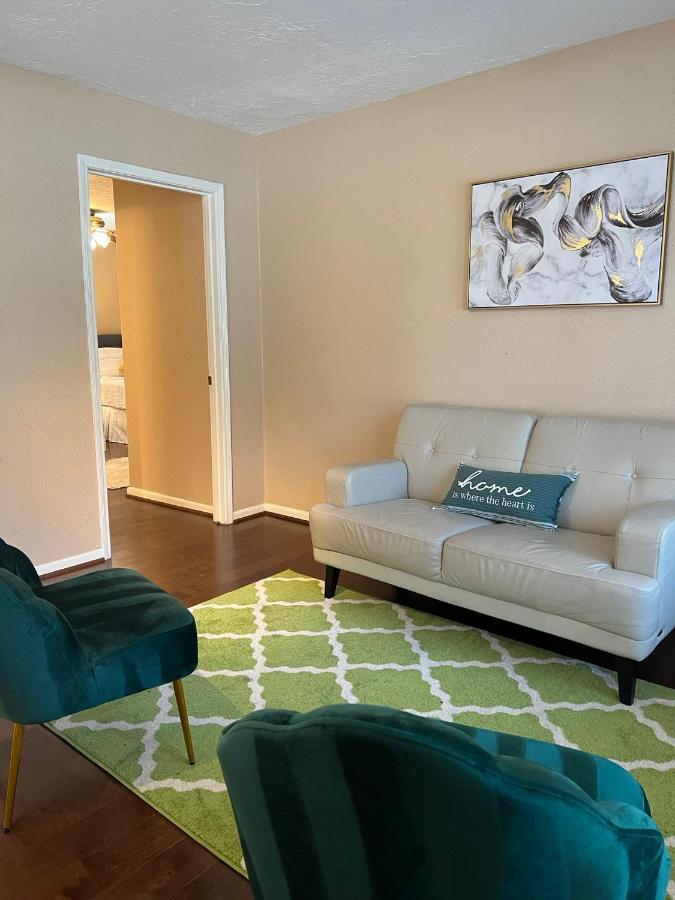 Daire Centrally Located Retreat! Sleeps 8, 10 Min To Downtown, Free Parking Houston
